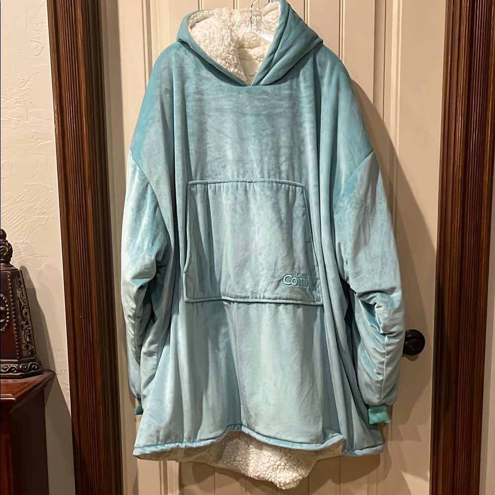 The Comfy Oversized Hooded Wearable Blanket